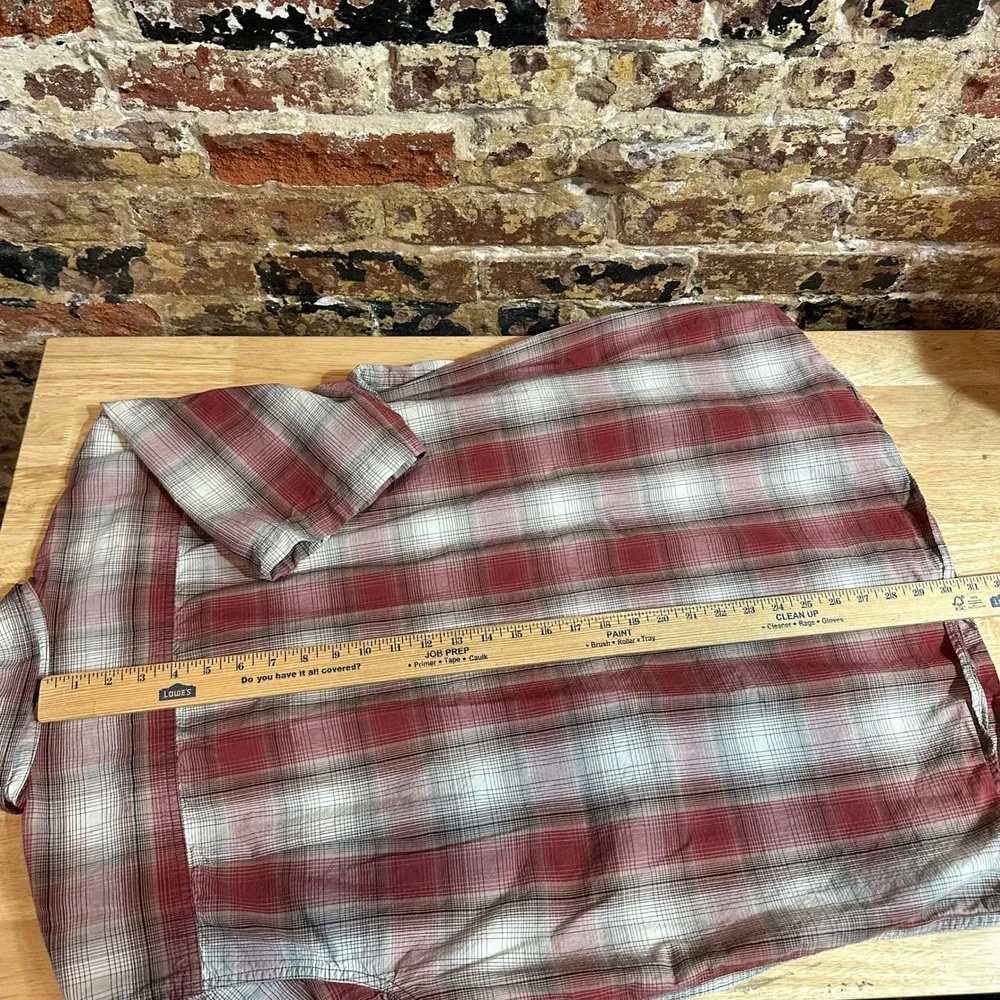 Carhartt shirt mens XL button up Short Sleeve Work Shirt Red Plaid Casual